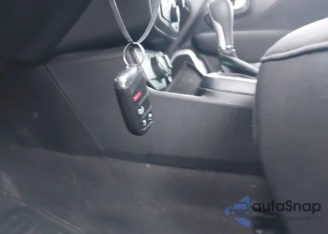 2019 Jeep Renegade Sport 4X4 z USA, uszkodzony, nr VIN ZACNJBAB2KPJ78324